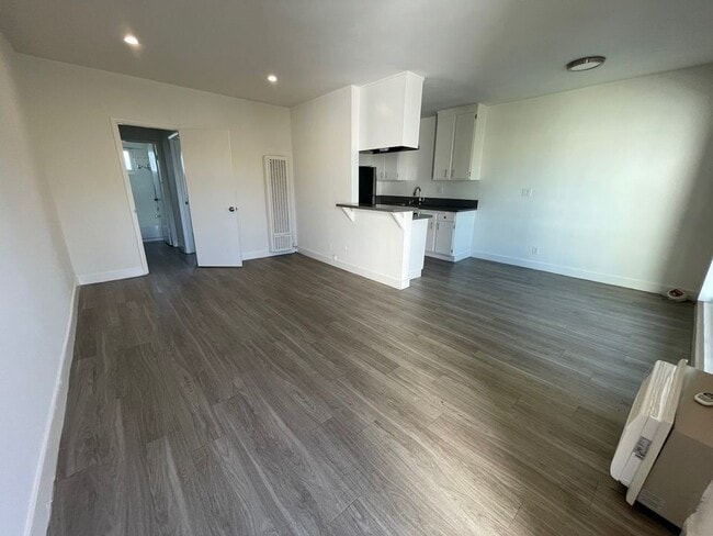 Photo - 5307 Sepulveda Blvd Unit 311