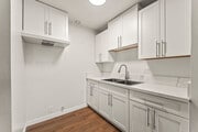 Photo - 6316 S Vermont Ave Apartment Unit 6