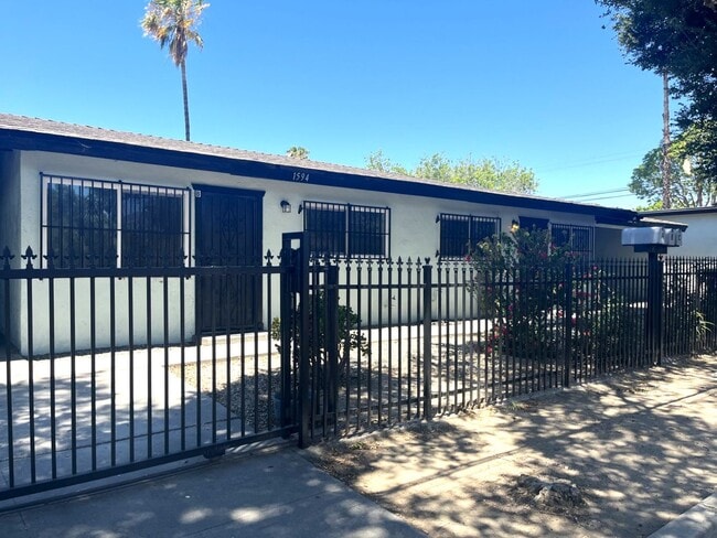 Photo - 1594 Sepulveda Ave Unit B