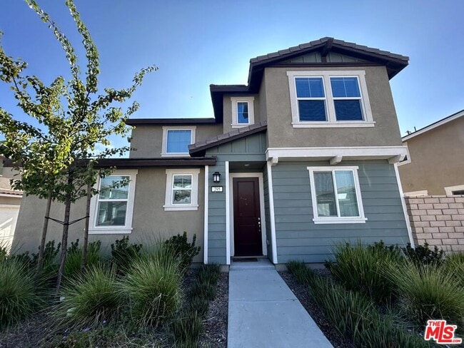 Building Photo - 295 Fuerte Dr