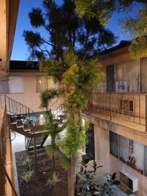 Photo - 7052 Friends Avenue