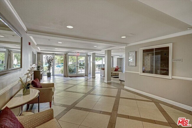 Photo - 4501 Cedros Ave Unit 135