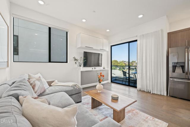 Photo - 3221 W Robinson Ln