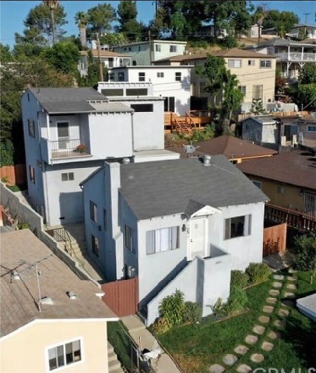 Photo - 1841 Marney Ave