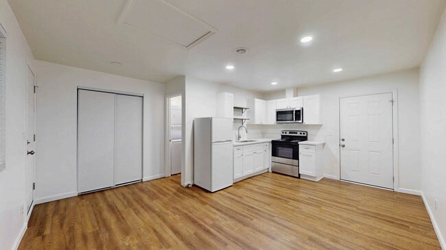 Photo - 1718 Fairmount Blvd Unit 3