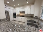Photo - 13975 Lemoli Ave Condo