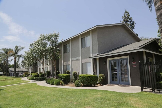 Photo - Summit Place Apartments