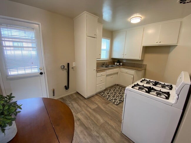 Building Photo - 4453 W 159th St Unit 4453 W. 159th St.