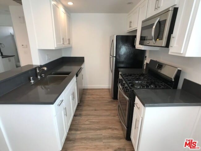 Photo - 601 Normandie Ave Unit 6