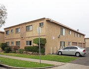 Primary Photo - Courtyard Apartments