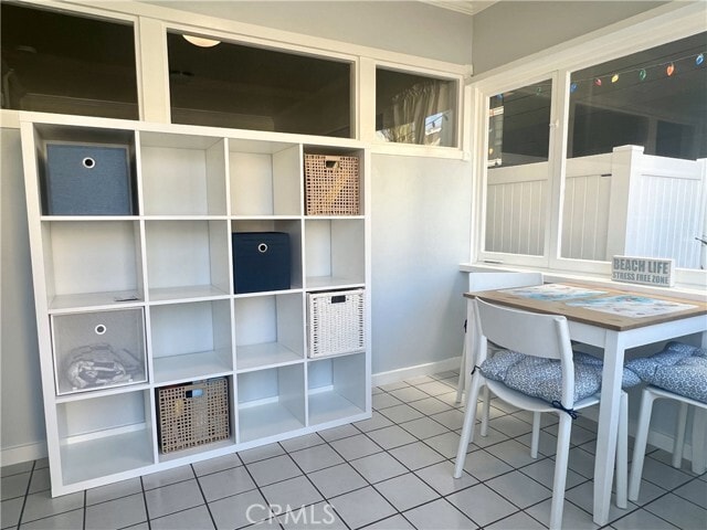 Photo - 419 E Bay Ave