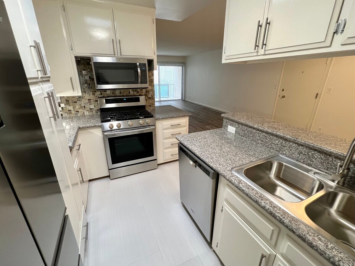 Photo - 814 S Wooster St