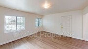 Photo - 810 1/2 Diamond Street Condo