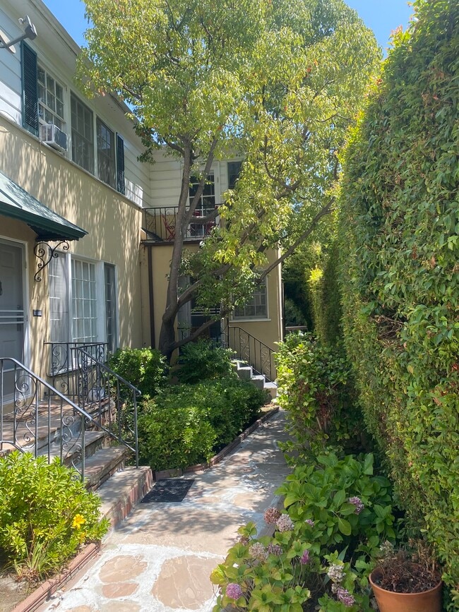 Photo - 1532 S Beverly Dr Unit 1532