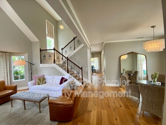 Photo - 2767 Southampton Rd