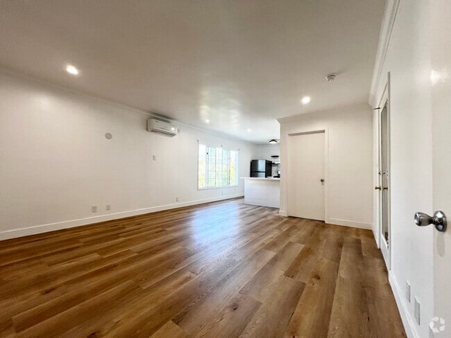 Building Photo - 1008 N Stanley-6 Unit 6 Rental
