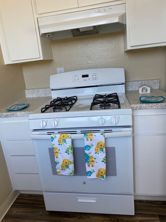 Photo - Ocean Park Apartments