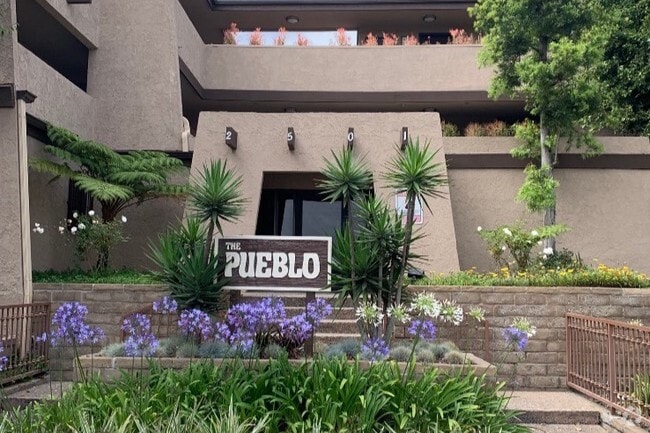 Building Photo - 2501 W Redondo Beach Blvd Unit 217 Rental