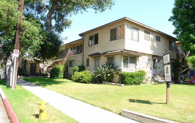 Building Photo - 666 Pioneer Dr.