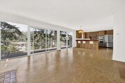 Photo - 1827 Oak Tree Dr