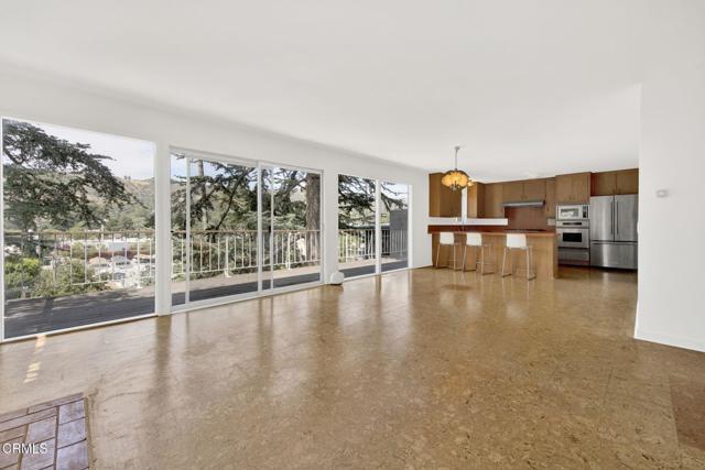 Photo - 1827 Oak Tree Dr