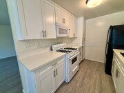 Photo - 1126 E Doran St Unit E