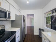 Photo - 215 N Kenwood St Unit 201