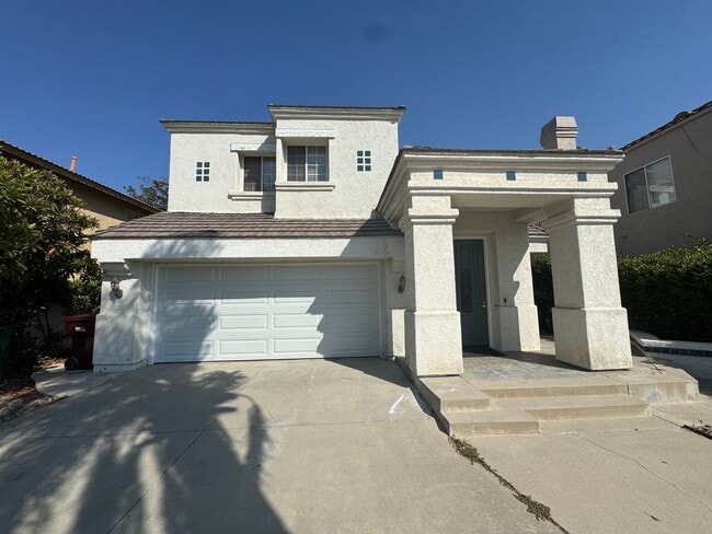 Building Photo - Beautiful Three Bedroom 2.5 Bathroom in Mu... Rental