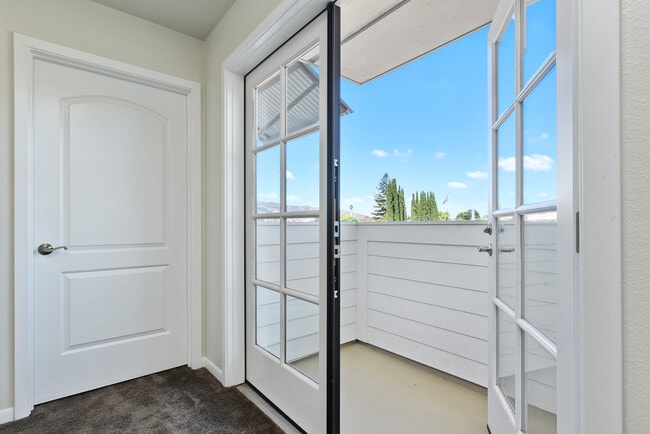 Private, airy bedroom balcony - Avenue Heights Apartments Building 1