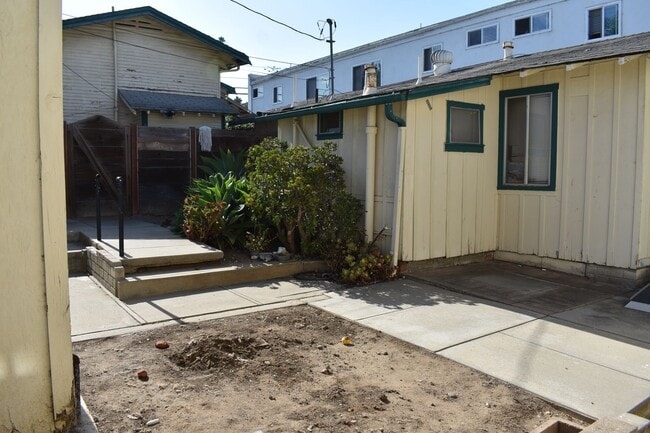 Photo - 512-516 N CITRUS AVENUE Unit 516-A