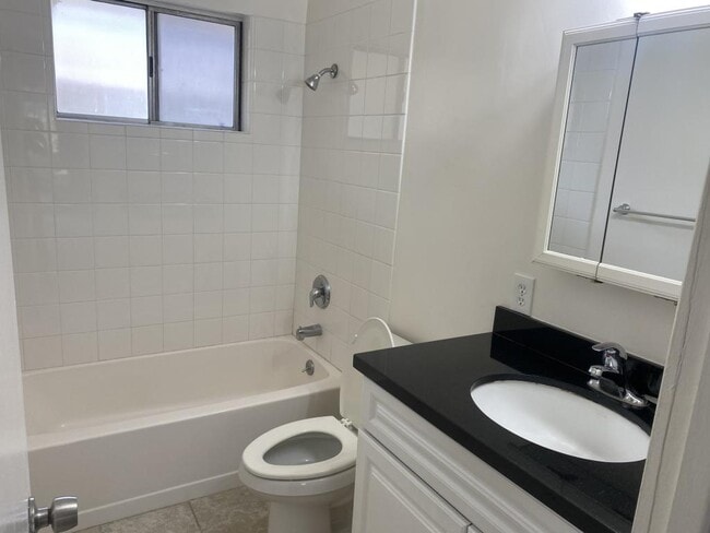 Photo - 7555 Linda Vista Rd Unit 15