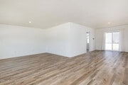 Photo - 524 N Edinburgh Ave
