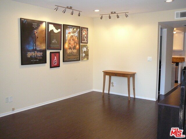 Photo - 558 Evergreen St Townhome