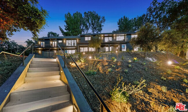 Photo - 3140 Coldwater Canyon Ave