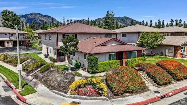 Building Photo - 1085 Sierra Madre Ave Rental