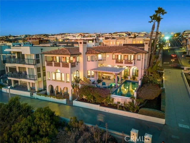 Building Photo - 1500 The Strand