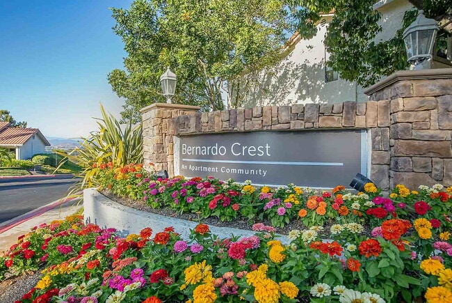 Photo - Bernardo Crest