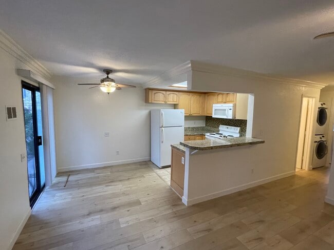 Photo - 2921 C St Unit 276