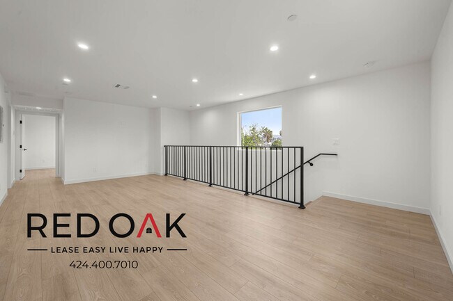 Photo - 415 N La Fayette Park Pl Unit 417.5
