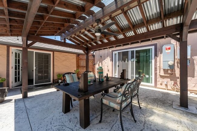 Photo - 31472 La Matanza St