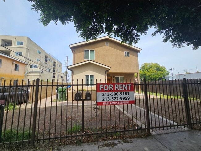 Building Photo - 75(611) Unit 75TH(611F)