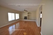 Photo - 42863 Fairlee Dr House