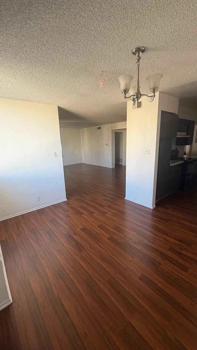 Photo - 1301 W Lincoln Ave Unit 209