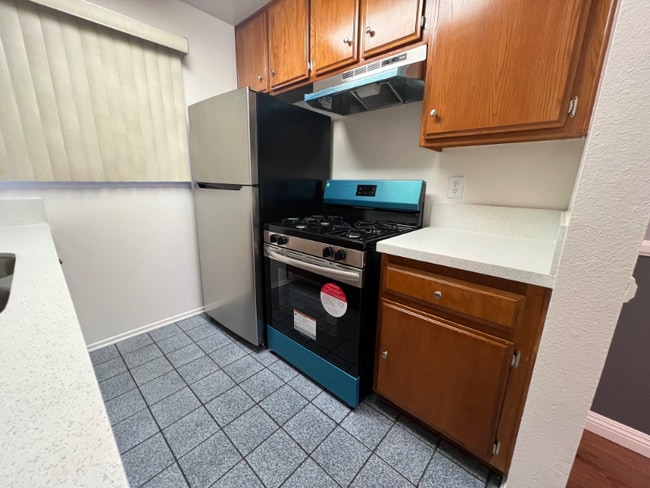 Photo - 14615 Burbank Blvd Unit 202A