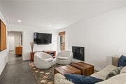 Photo - 646 6th St House