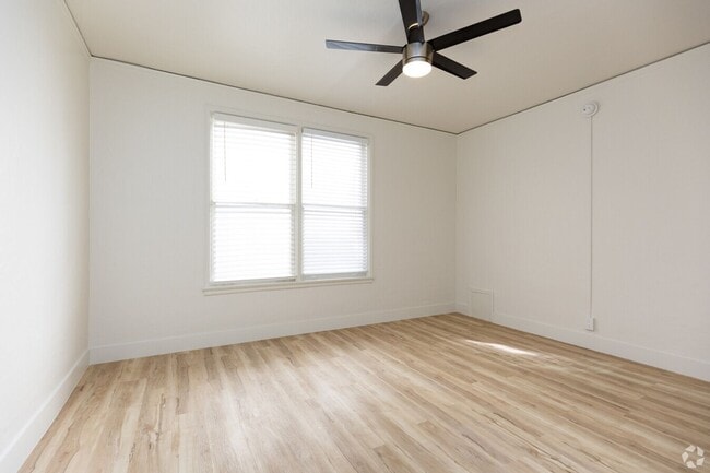 Photo - Spacious Apartment in Koreatown