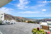 Photo - 28405 Via Acero St House