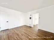 Photo - 1819 S Oxford Ave Unit 20