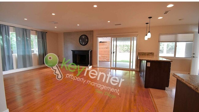 Photo - Serra Mesa | Single Detached Home  | 6 mins to  I-805 S