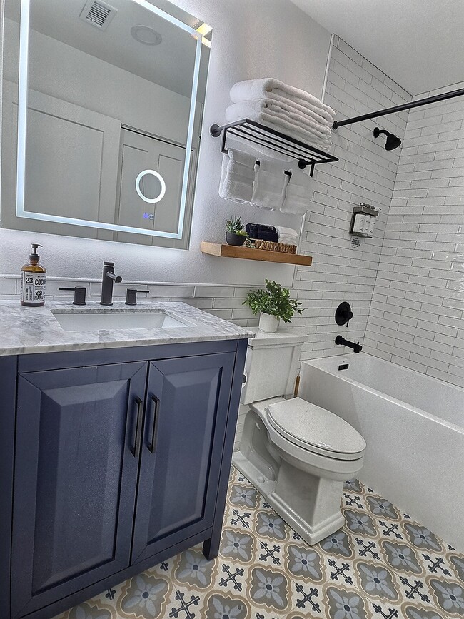 Hallway Bathroom - 28021 Sarabande Ln Unit CanyonLuxeCondo